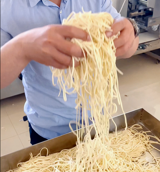 小型面條機(jī)做的面條怎么樣 小型面條機(jī)做的面條怎么樣