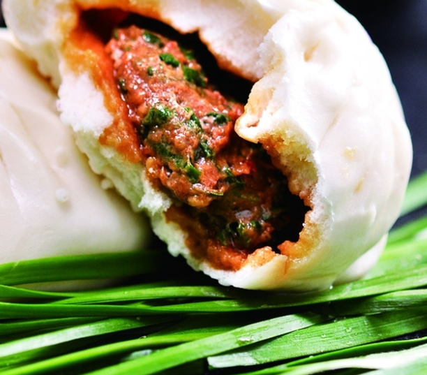 開包子鋪是先學技術，還是先買包子機