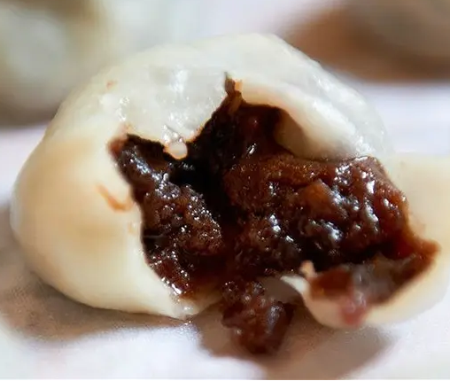 用包子機做的豆沙包一蒸就炸開，哪里出現了問題？