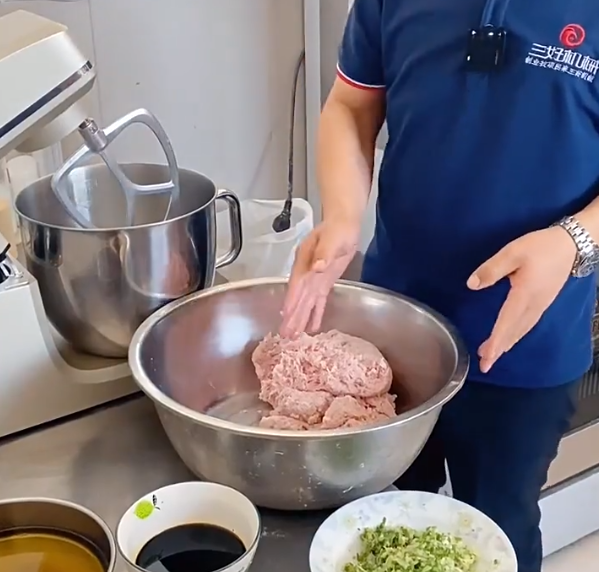 三好灌湯包機怎么做湯包 三好灌湯包機怎么做湯包