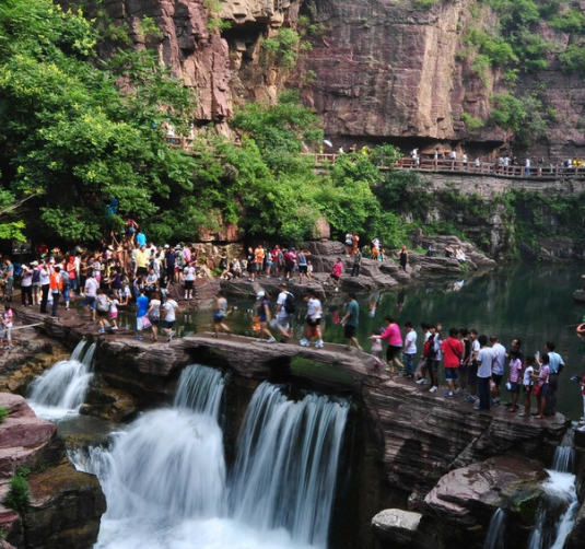 同樣是饅頭，為啥南北這么大差異，是饅頭機不同還是？
