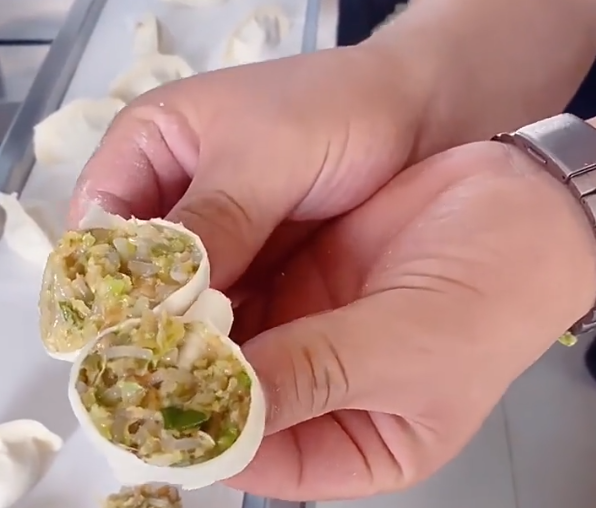 餃子機總出故障、做的餃子還缺角？這臺機器如何悄然解決？