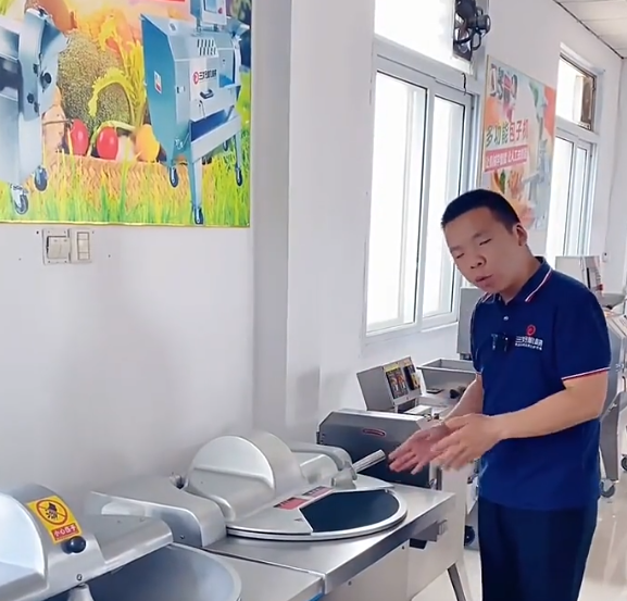 斬拌機登場，讓絞肉餡“失寵”，還原媽媽的剁肉香